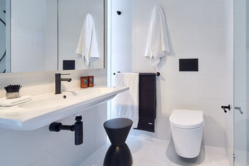 381 Cremorne - Hotel QLD 4