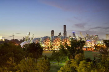 381 Cremorne - Hotel QLD 11