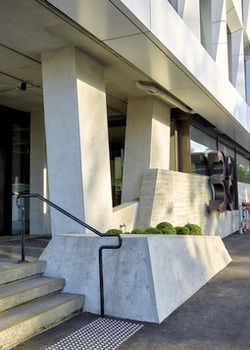 381 Cremorne - Hotel QLD 14