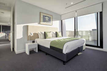 381 Cremorne - Hotel QLD 49