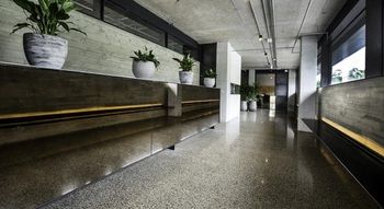 381 Cremorne - Hotel QLD 51