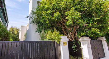 Apartment2c - Moonstruck - Hotel QLD 2