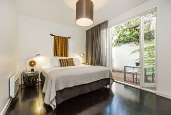 Apartment2c - Moonstruck - Hotel QLD 12