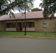 Christopher Hall's Colonial Accommodation - Hotel QLD