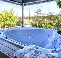 Away to Relax Massage Getaways at Welcome Springs BB Retreat - Hotel QLD