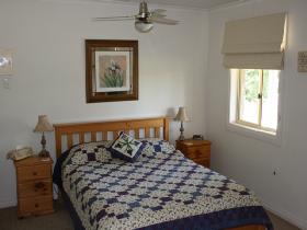 Clare Valley Cottages - Hotel QLD 1