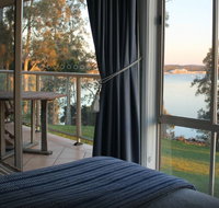 Anne's Waterfront Haven Bed  Breakfast - Hotel QLD