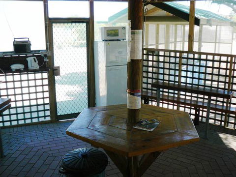 Ceduna Shelly Beach Caravan Park - Hotel QLD 5