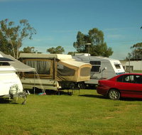 Crocodile Caravan   Camping Park - Hotel QLD