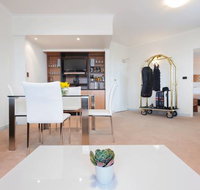 Diplomat Hotel - Hotel QLD