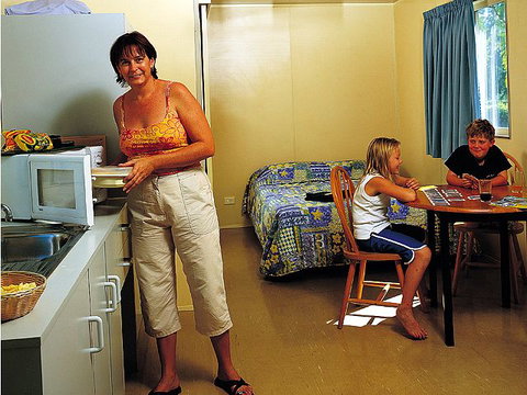 Kakadu Lodge & Caravan Park - Hotel QLD 3