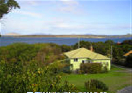 Lady Barron Holiday Home - Hotel QLD 3