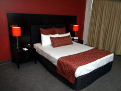 Leichardt Hotel - Hotel QLD 1