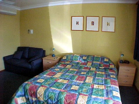 Palm Valley Motel - Hotel QLD 2