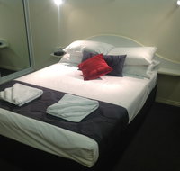 Parkside Motel  Licensed Restaurant - Hotel QLD