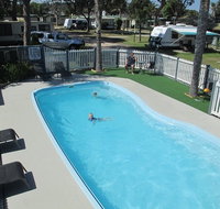 Echo Beach Tourist Park - Hotel QLD