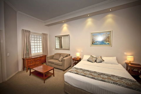 Shangri-La Gardens - Hotel QLD 0