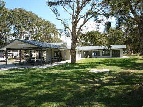 Swansea Gardens Lakeside Holiday Park - Hotel QLD 2