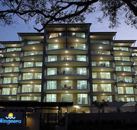 Tingeera Luxury Beachfront Apartments - Hotel QLD