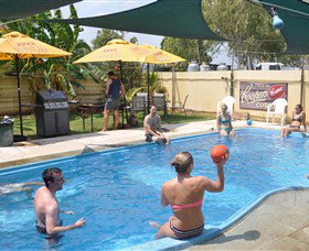 Daly Waters Historic Pub - Hotel QLD 2