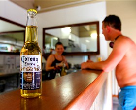 Youth Shack - Hotel QLD 2