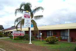 Country Roads Motor Inn - Hotel QLD 0