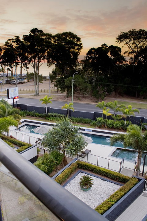 The Bay Apartments - Hotel QLD 5