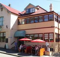 Jamison House And The Rooster Restaurant - Hotel QLD