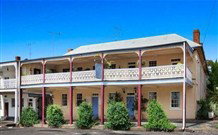 The Globe Inn - Hotel QLD 1