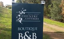 Wagga Wagga Country Cottages - - Hotel QLD 0
