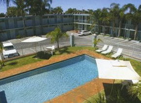 Commodore Motor Inn Mildura - Hotel QLD 0