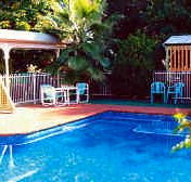 Barrasss John Bright Motor Inn - Hotel QLD