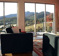 Alpine Holiday Rentals - Hotel QLD
