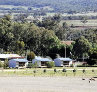 Stone Hut - Hotel QLD