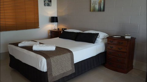 La Solana Holiday Apartments  - Mackay - Hotel QLD 3
