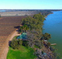 Mundic Waterfront Cottages - Hotel QLD