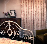 Hamilton Heritage Holiday Homes - McCauley's Cottage - Hotel QLD