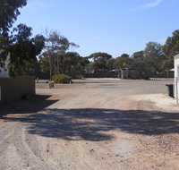 Woomera Travellers Village and Caravan Park - Hotel QLD