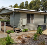 The Bird Hide - Hotel QLD