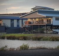 96 Marina Way Mannum Waters - River Shack Rentals - Hotel QLD