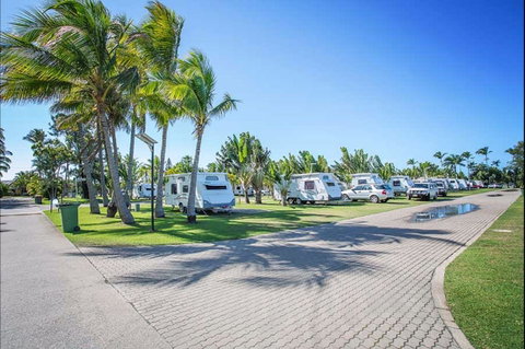 Andergrove Van Park - Hotel QLD 1
