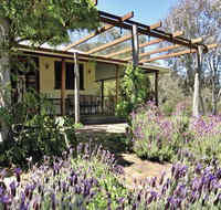 Capertee Homestead - 'Port Macquarie' - Hotel QLD