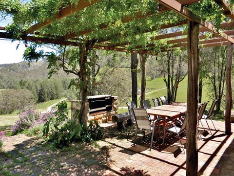 Capertee Homestead - 'Port Macquarie' - Hotel QLD 1