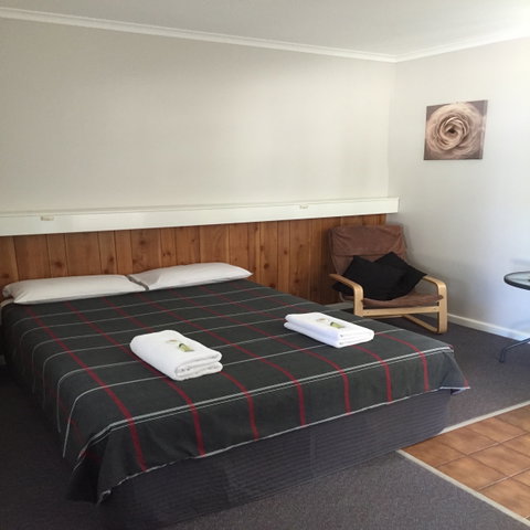 Glenrowan Kelly Country Motel - Hotel QLD 4