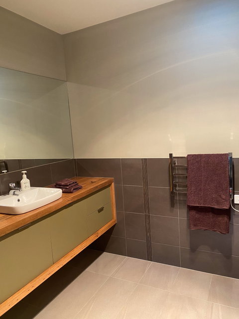 Glenleith - Hotel QLD 2