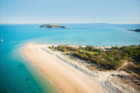 Great Keppel Island Hideaway - Hotel QLD 0