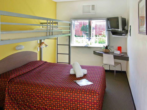 Ibis Budget - Perth Airport - Hotel QLD 1