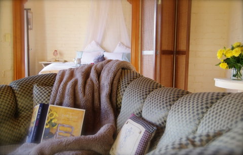 Pear Tree Hollow - Hotel QLD 2