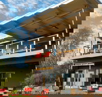 Aruma Executive Holiday Home