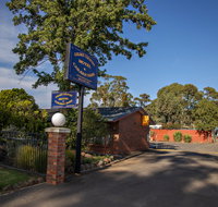 Golden Country Motel and Caravan Park